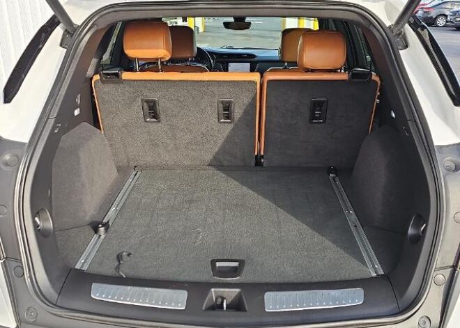 2020 Cadillac XT5 Premium Luxury