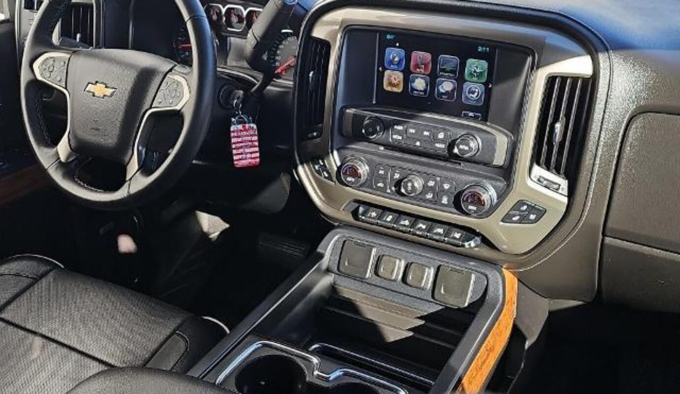 2017 Chevrolet Silverado 1500 High Country High Desert