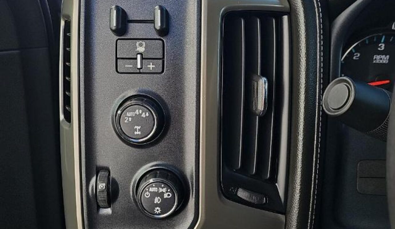 2017 Chevrolet Silverado 1500 High Country High Desert