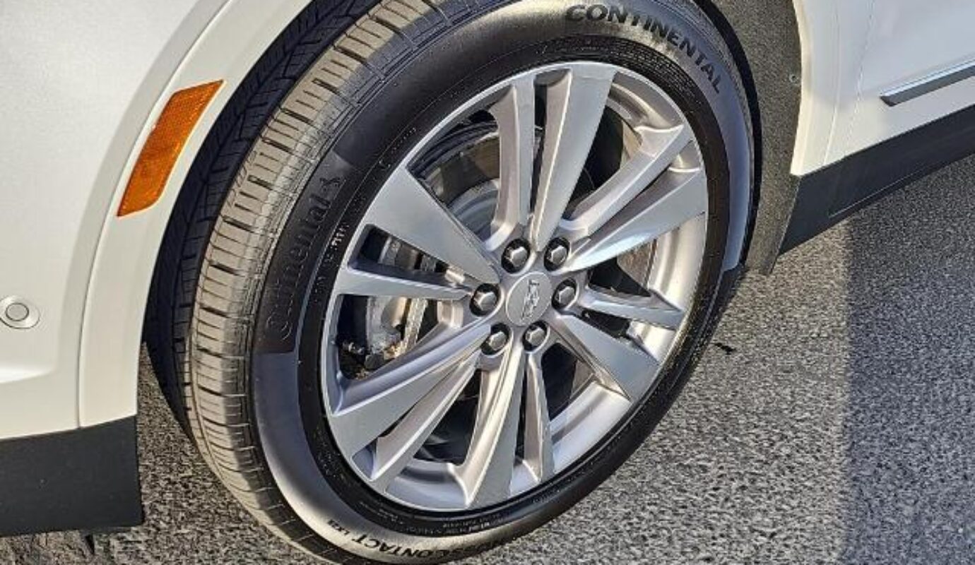 2020 Cadillac XT5 Premium Luxury