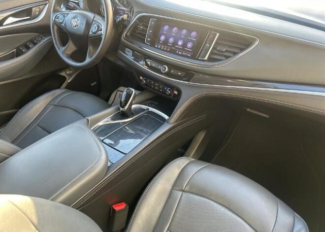2021 Buick Enclave Essence