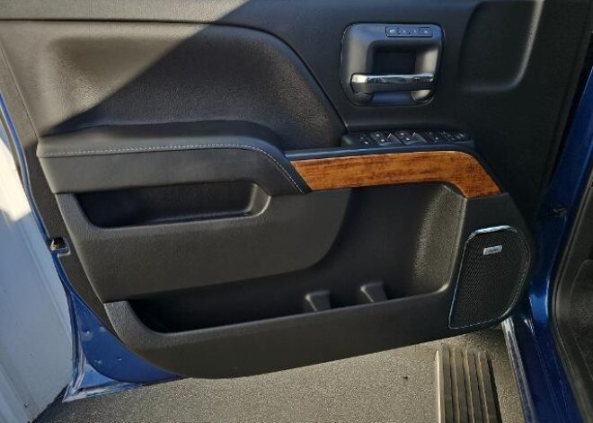 2017 Chevrolet Silverado 1500 High Country High Desert