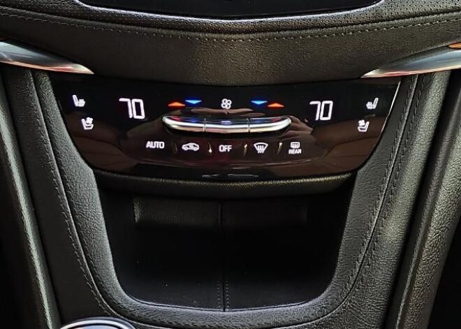 2020 Cadillac XT5 Premium Luxury