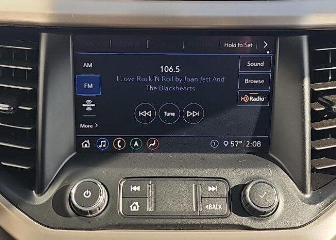 2020 GMC Acadia Denali