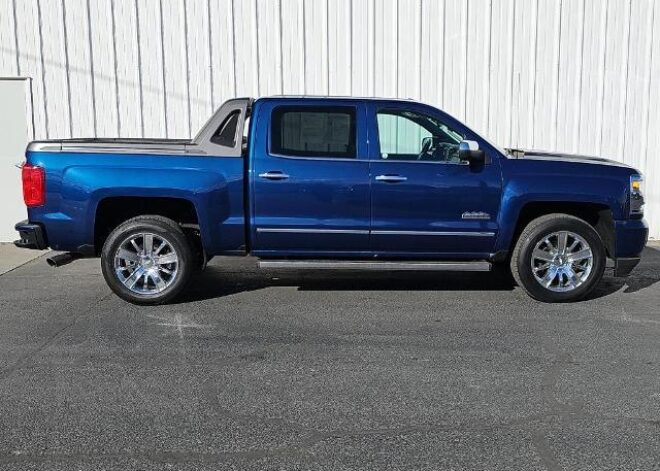2017 Chevrolet Silverado 1500 High Country High Desert