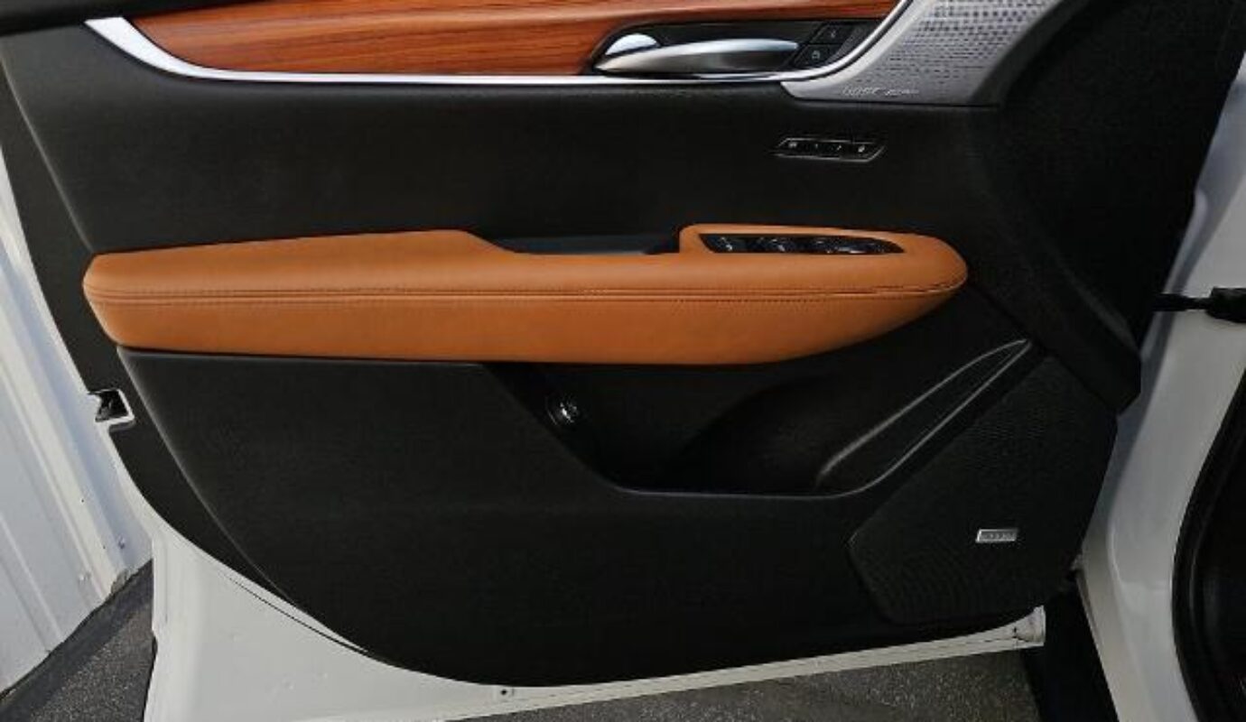 2020 Cadillac XT5 Premium Luxury