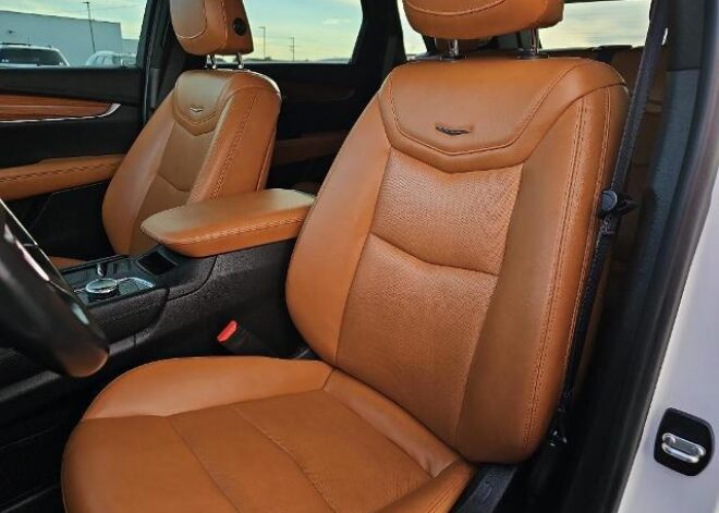 2020 Cadillac XT5 Premium Luxury