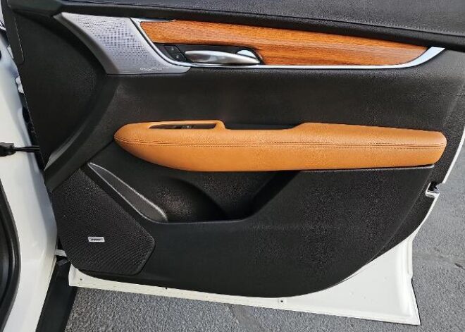 2020 Cadillac XT5 Premium Luxury