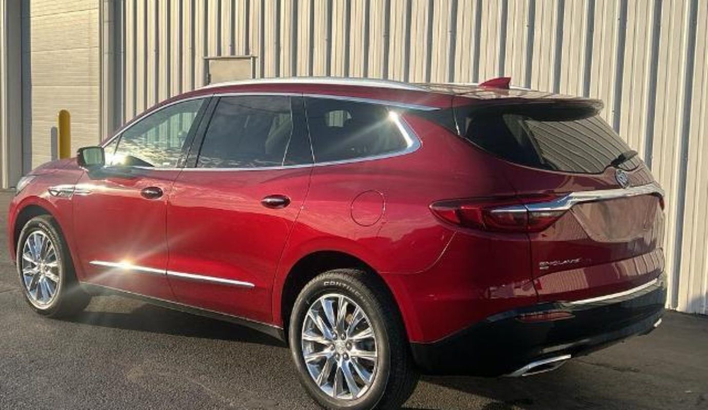 2021 Buick Enclave Essence