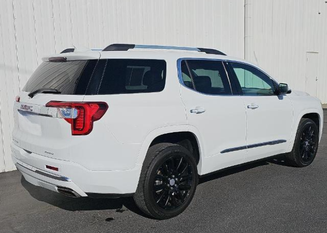 2020 GMC Acadia Denali