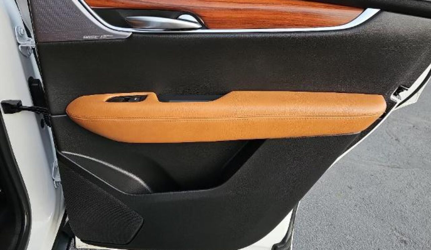 2020 Cadillac XT5 Premium Luxury