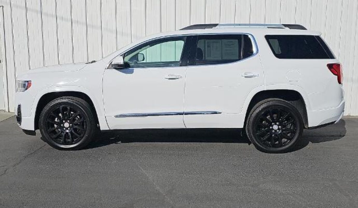 2020 GMC Acadia Denali