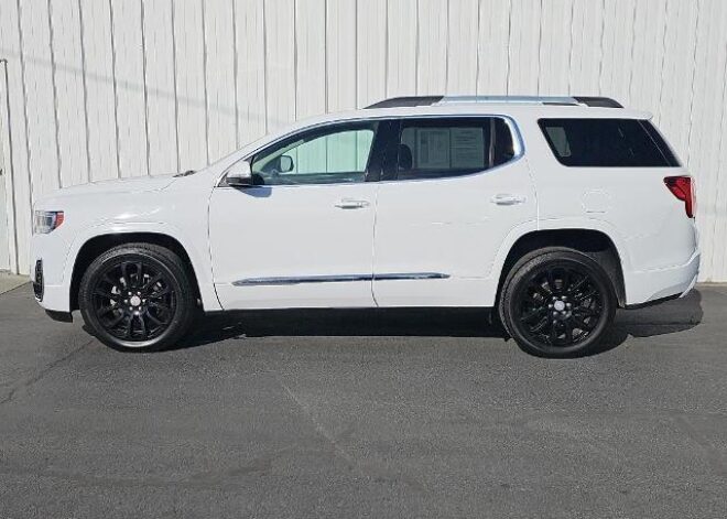 2020 GMC Acadia Denali