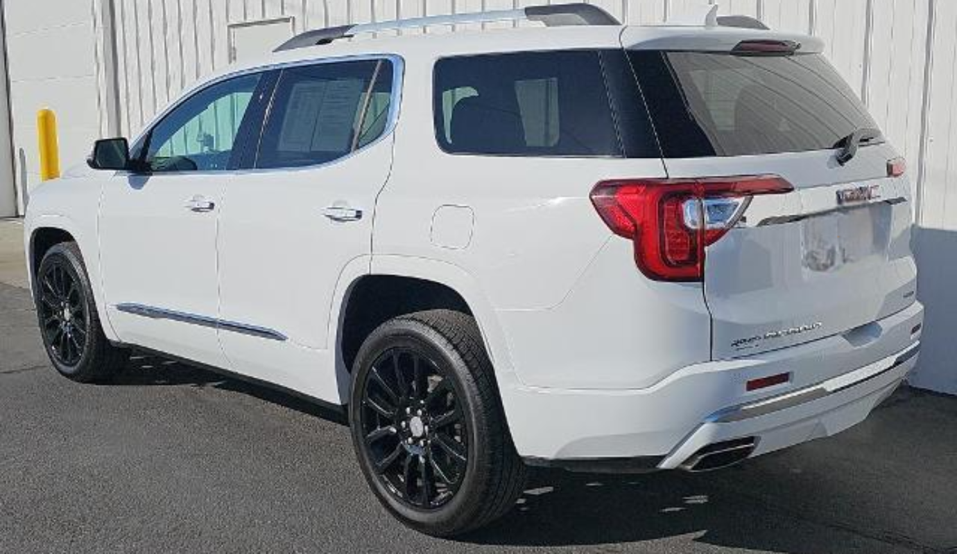 2020 GMC Acadia Denali