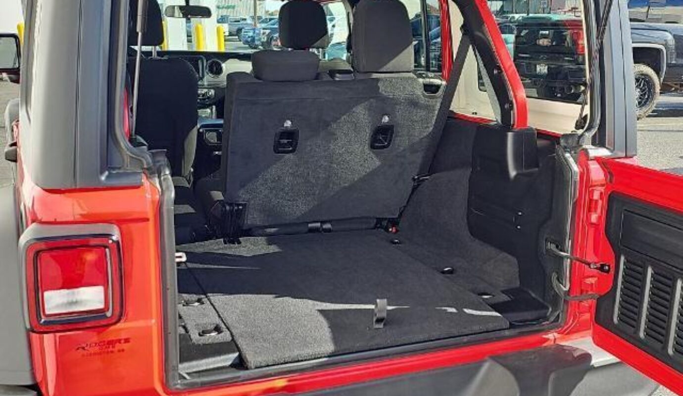 2021 Jeep Wrangler Unlimited Willys