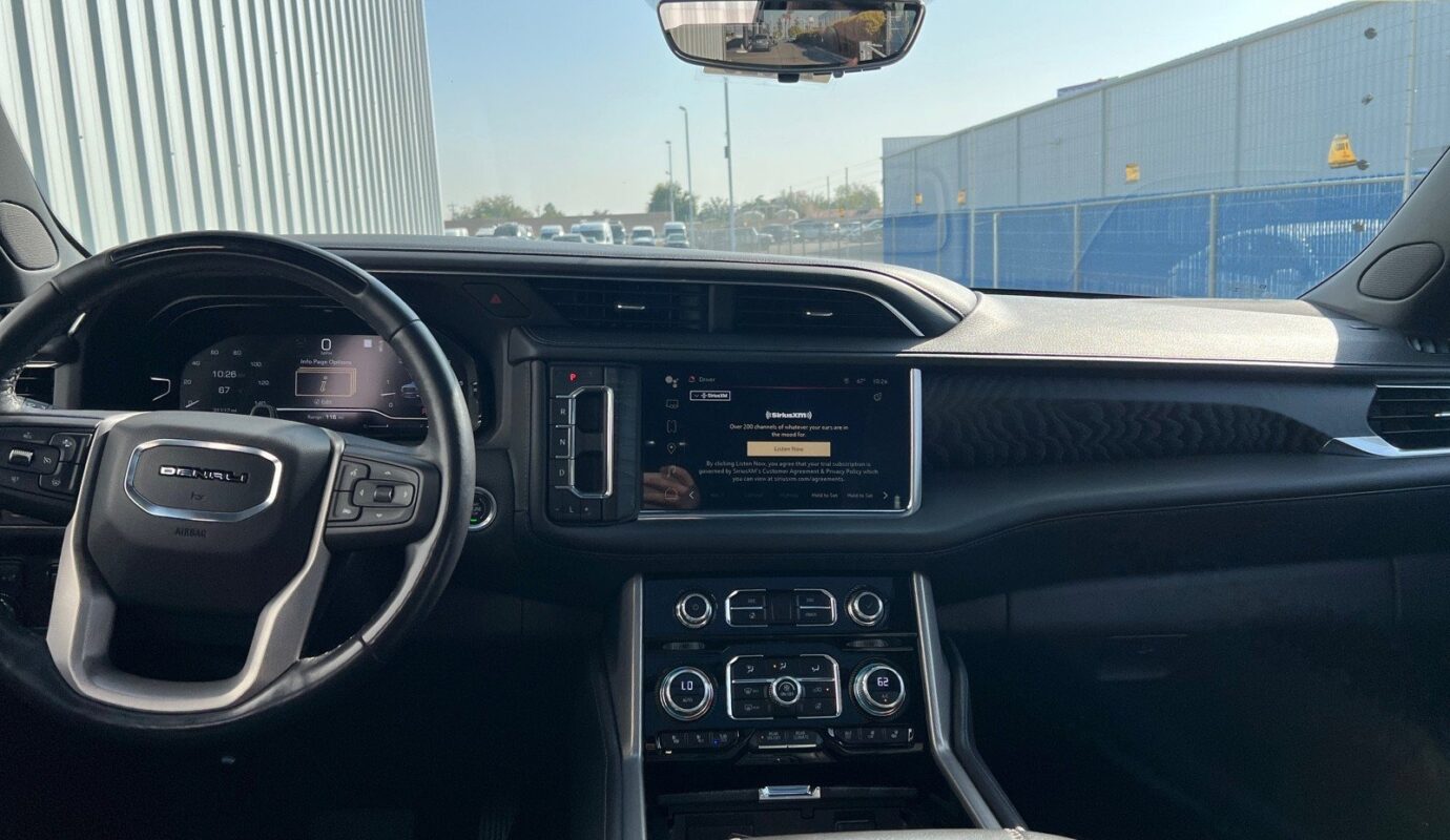 2023 GMC Yukon XL Denali SUV