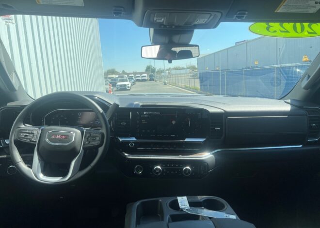 2023 GMC Sierra 1500 Elevation