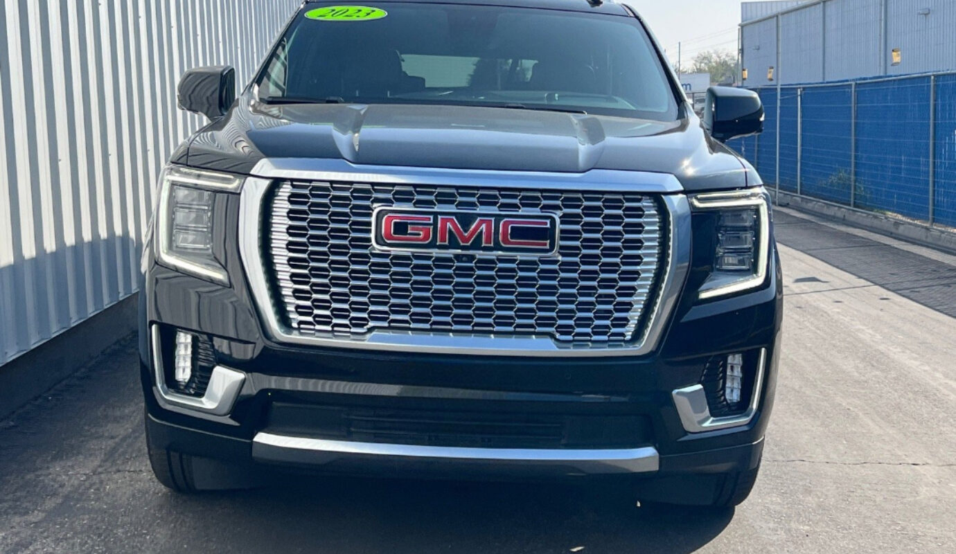 2023 GMC Yukon XL Denali SUV