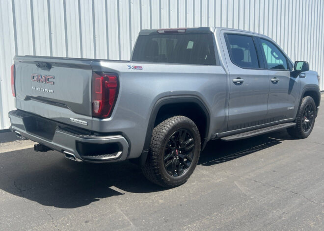 2023 GMC Sierra 1500 Elevation